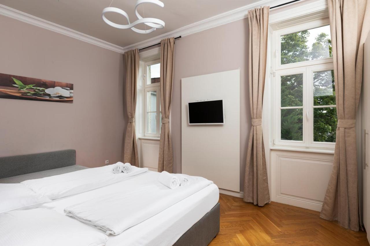 Imperial Apartments Schoenbrunn - Contactless Check-In Відень Екстер'єр фото