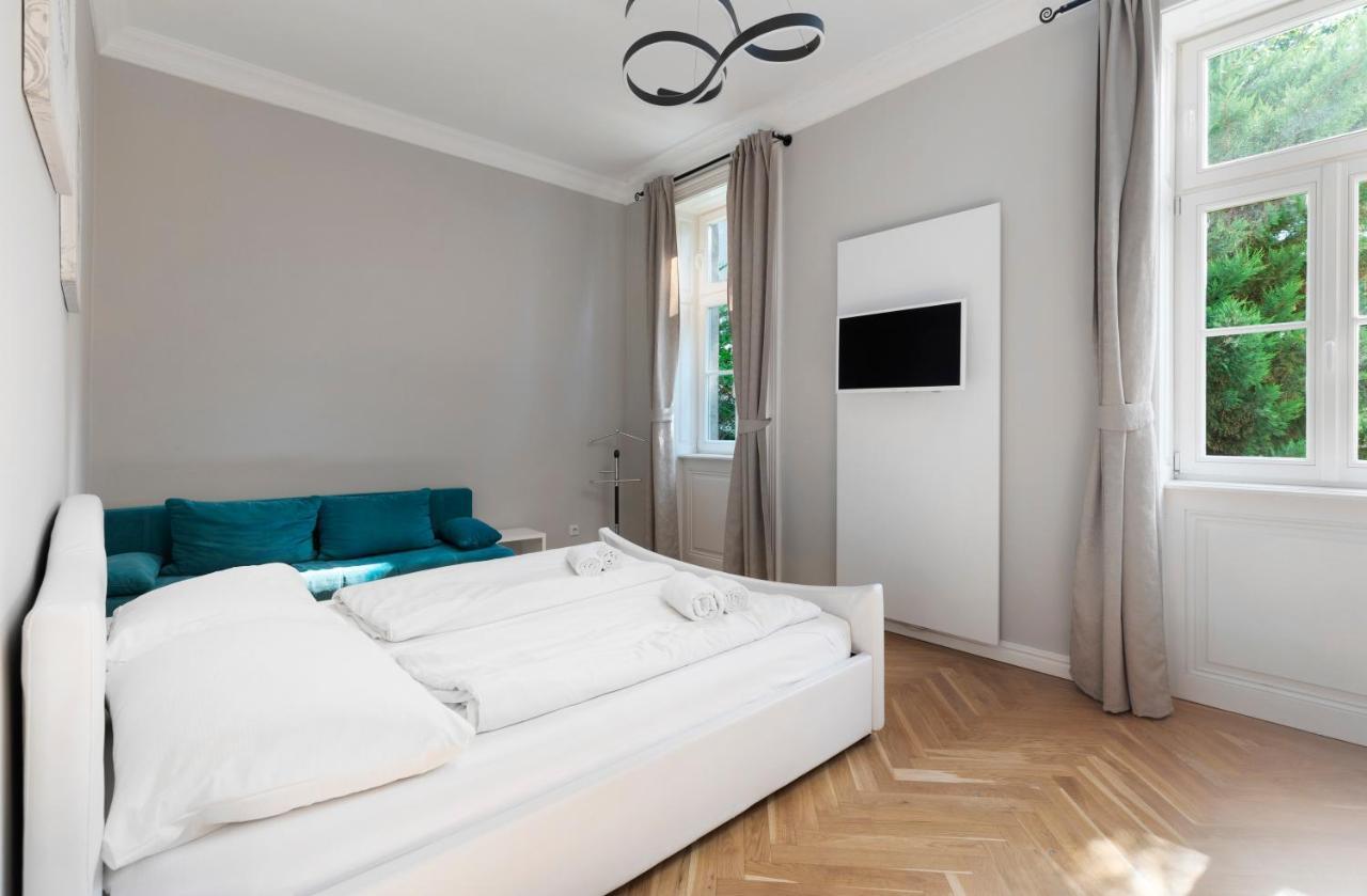 Imperial Apartments Schoenbrunn - Contactless Check-In Відень Екстер'єр фото