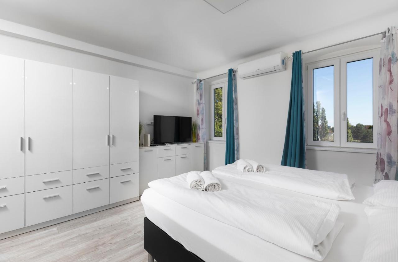 Imperial Apartments Schoenbrunn - Contactless Check-In Відень Екстер'єр фото