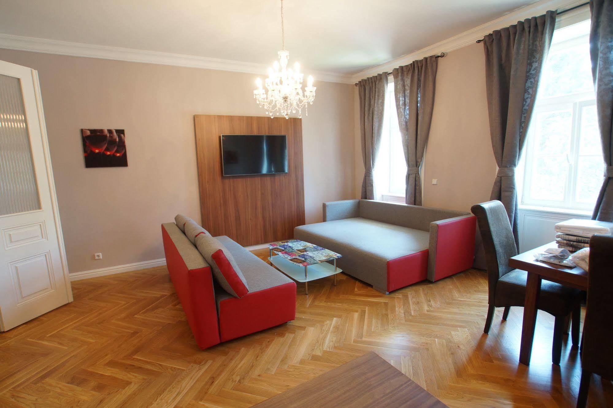 Imperial Apartments Schoenbrunn - Contactless Check-In Відень Екстер'єр фото
